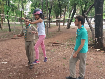 Pioneiros garantem diversão às crianças durante evento na UFMT